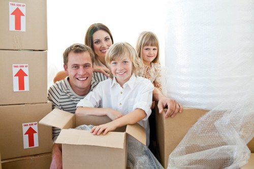 Removal vehicle hire suitable for flats and offices in Sands End